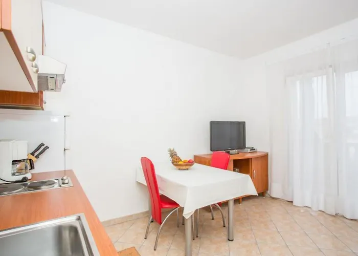 Apartment Macolic Rab Rab Town