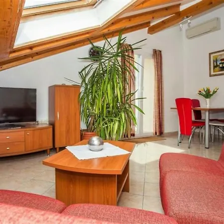 Macolic Rab Appartement