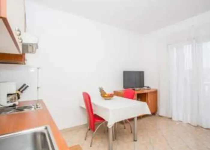 Macolic Rab Appartement *