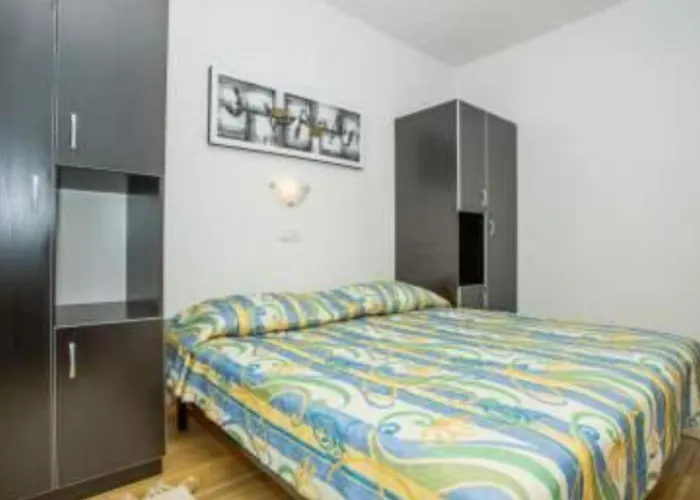 Macolic Rab Appartement *